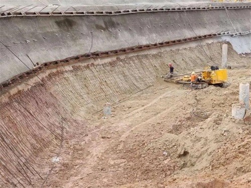 松滋基坑边坡加固